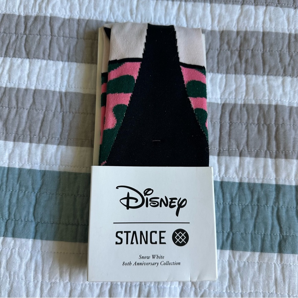 Stance Evil Queen Snow White Grimhilde Socks Snow White Apple M - Picture 8 of 8